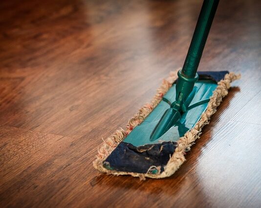 Czy mop parowy nie niszczy paneli? Czy mop parowy nie niszczy paneli?
